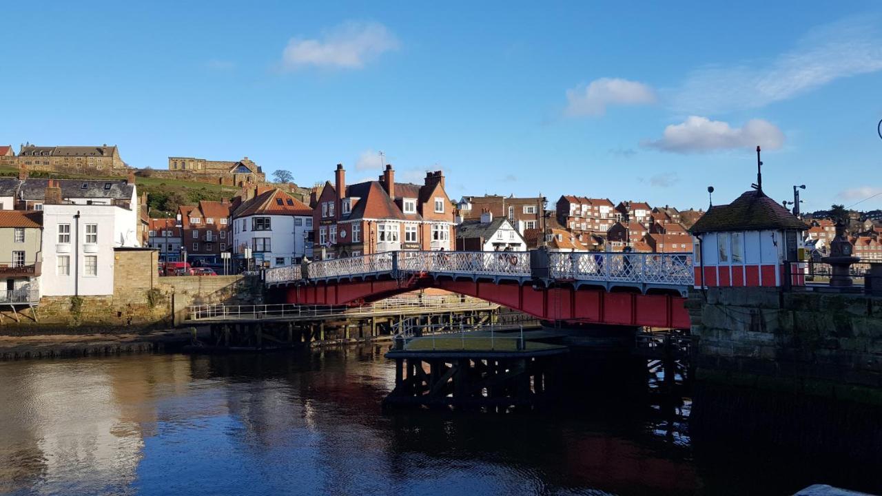 The Hideaway Villa Whitby Dış mekan fotoğraf