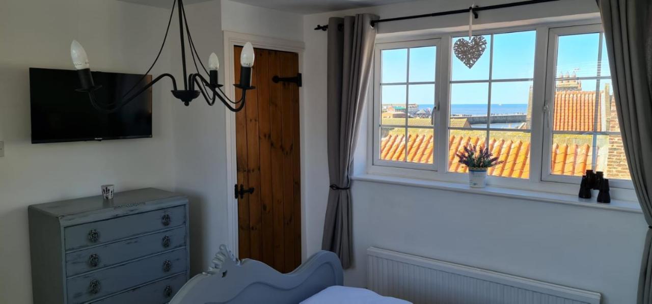 The Hideaway Villa Whitby Dış mekan fotoğraf